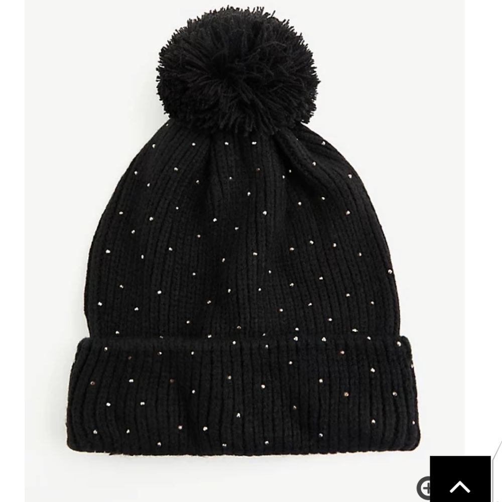 🆕BLACK RIB KNIT RHINESTONE POM-POM BEANIE
